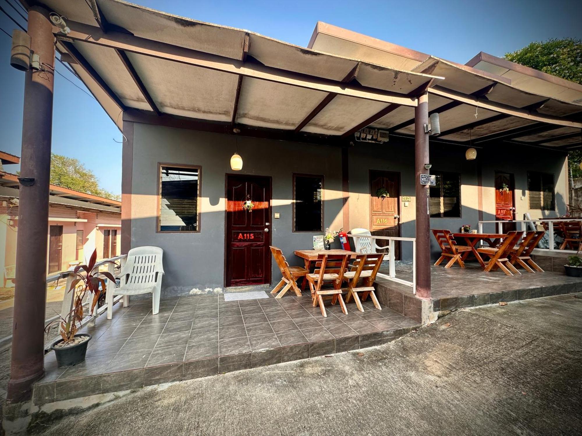 Me Hostel & Homestay At Haadrin 핫 린 외부 사진
