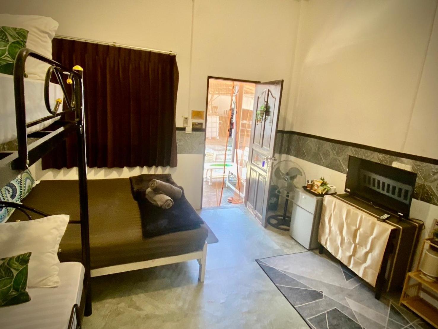 Me Hostel & Homestay At Haadrin 핫 린 외부 사진